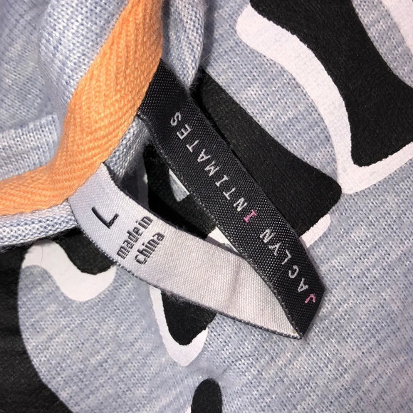 Jaclyn Smith size large I want Candy fun top - Picture 3 of 5